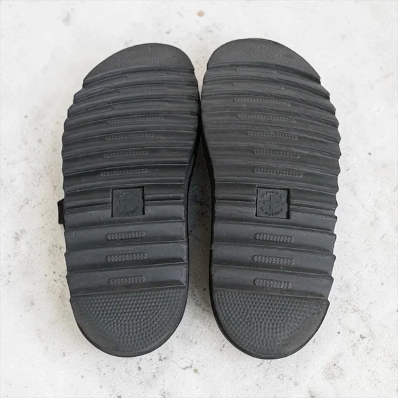 Doc Marten’s Women’s Black Blair Slides! Size 7 - Picture 8 of 11